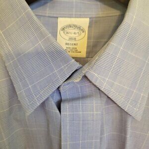 Brooks Brothers Men's long sleeve blue checkered button-down dress shirt.
